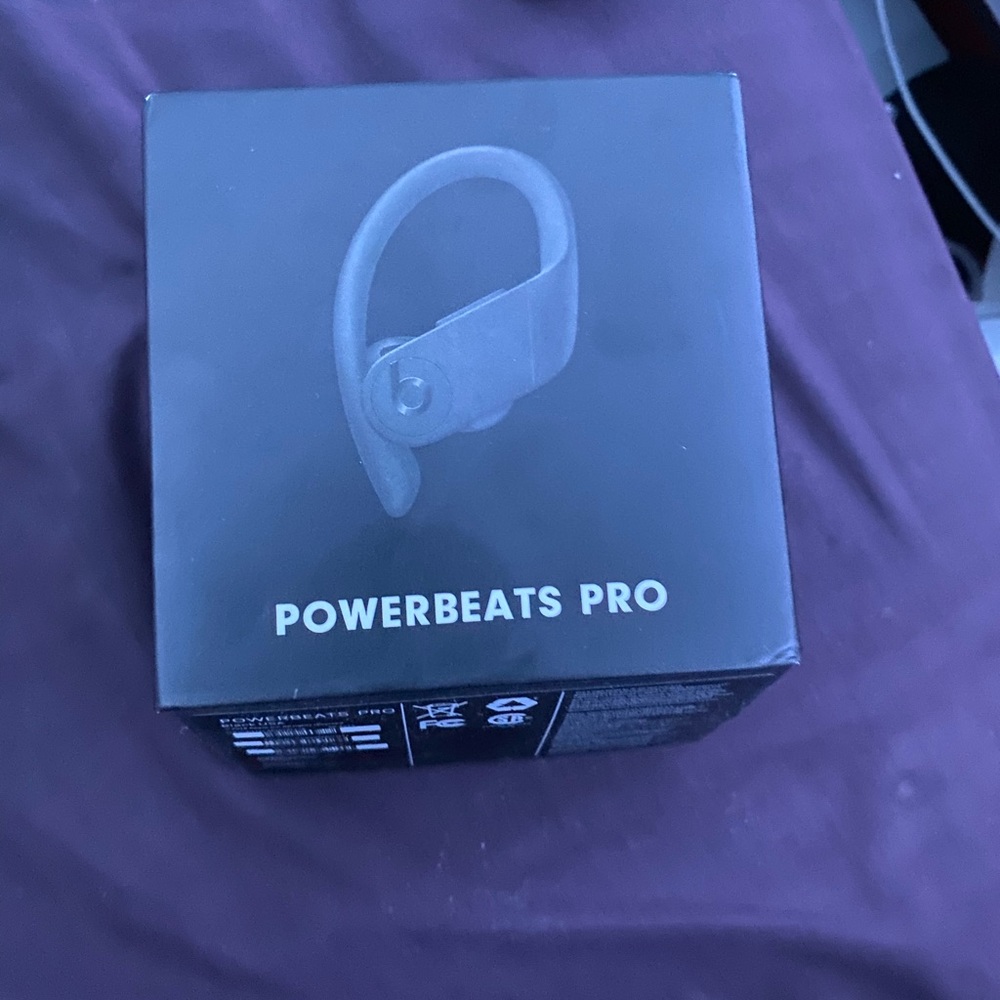 Powerbeats pro (read description)